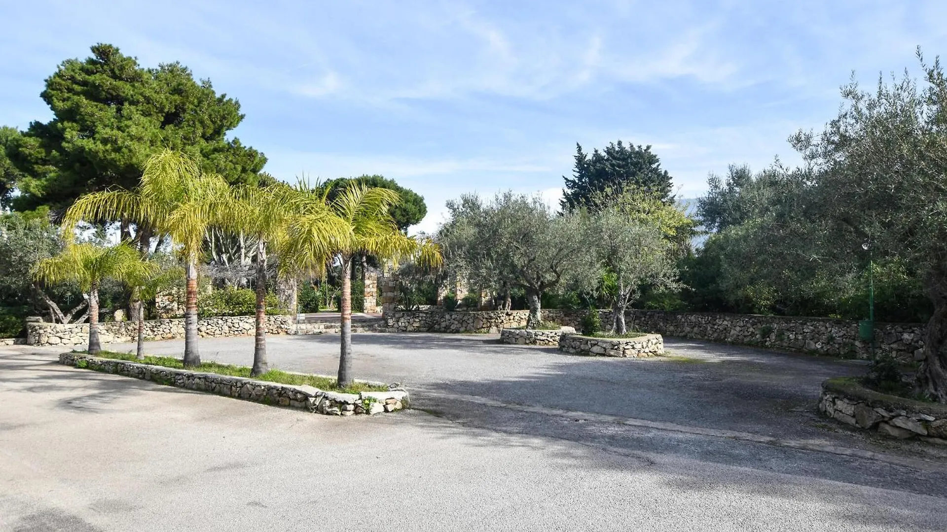 Nice Home In Terrasini With Outdoor Swimming Pool 0*,